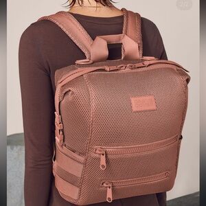 NWT DAGNE DOVER indi warm dust large air mesh Backpack + accessories unisex
